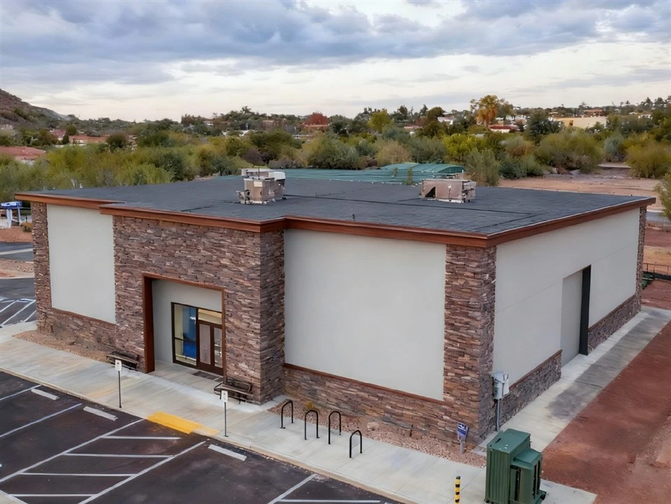 single-story-fitness-center-steel-building-with-parking-lot